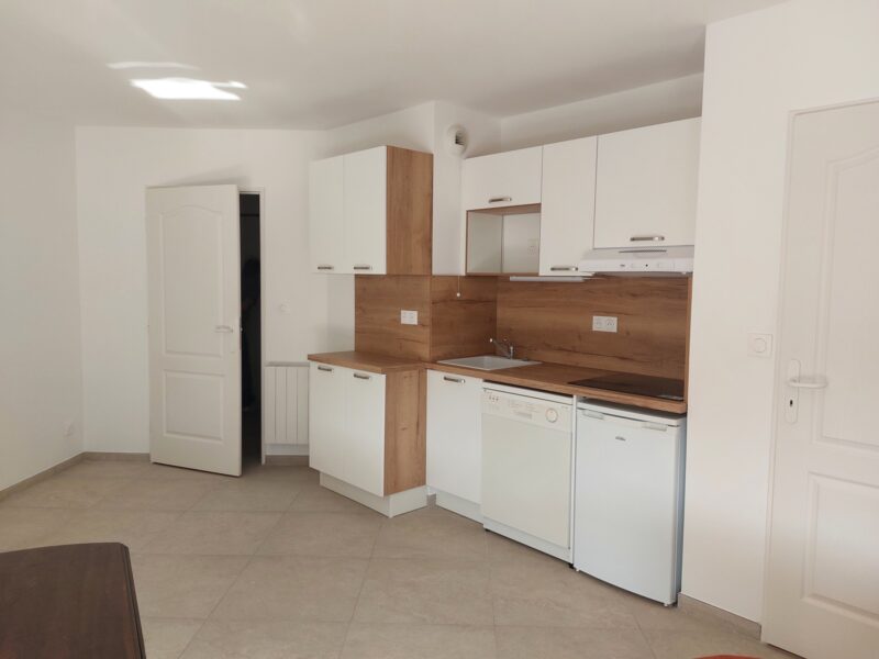 Cuisine sur mesure après rénovation d’un appartement à Wissant